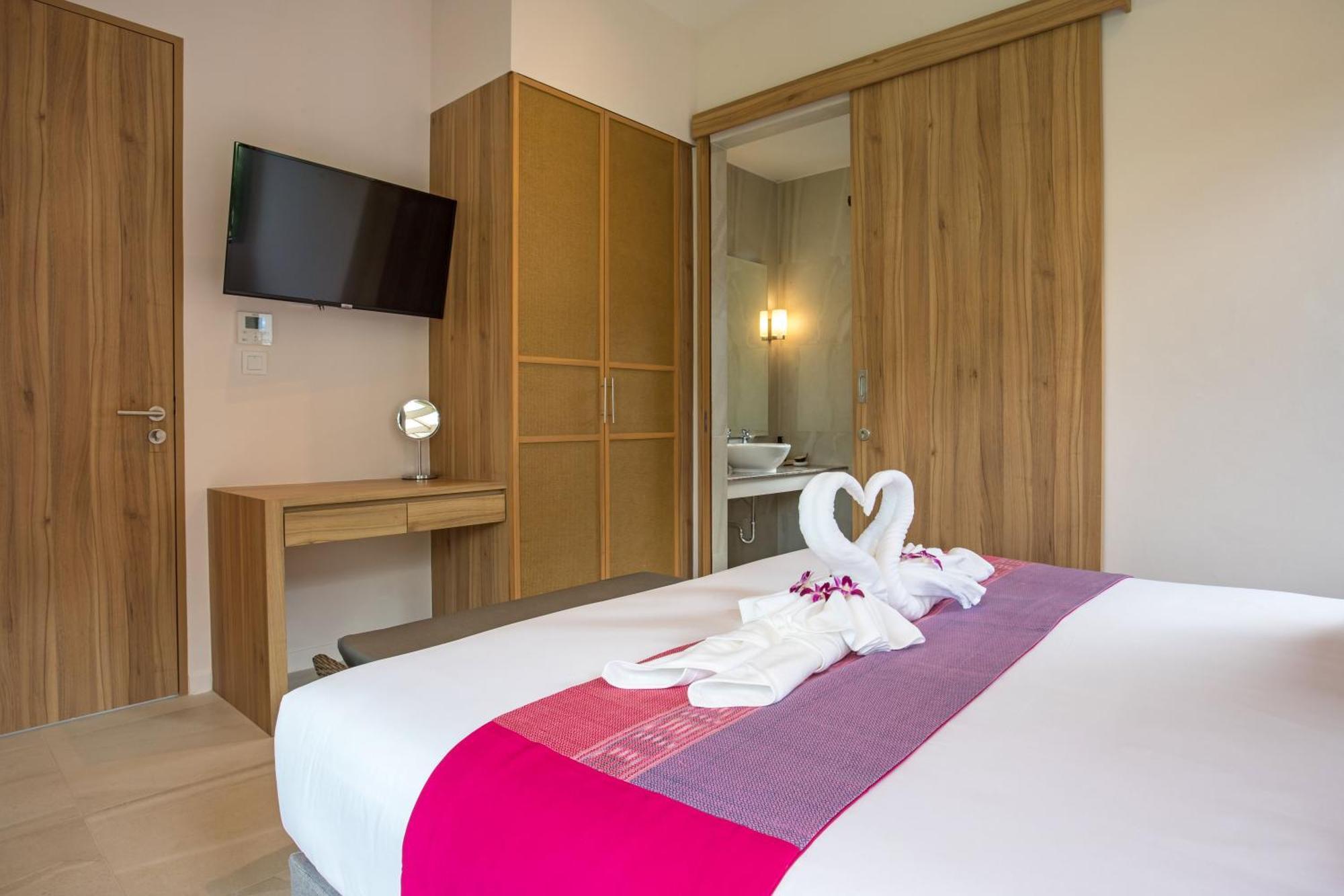 Dalaa 8 Villa Kamala Plajı Dış mekan fotoğraf